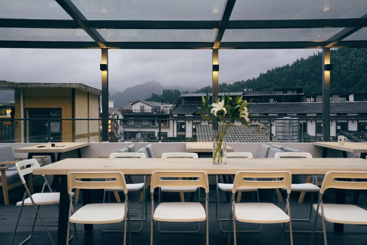 Travel Of Swan International Hostel Zhangjiajie Luaran gambar